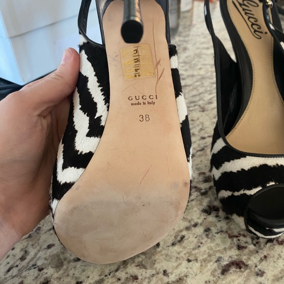 Gucci Zebra Pumps - Picture 2 of 5